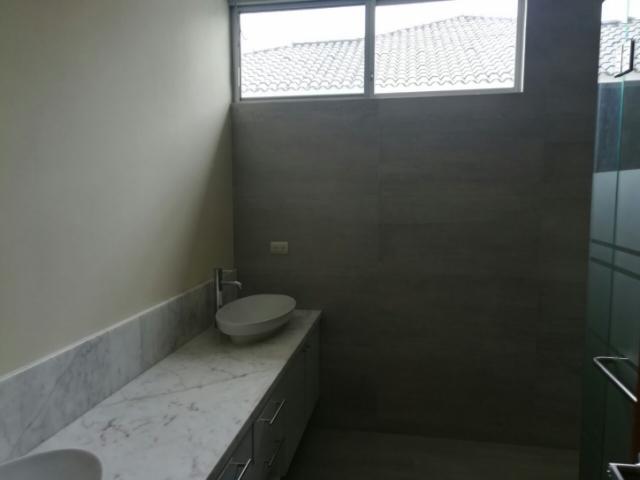 CASAS para Venta en Guayaquil - 4