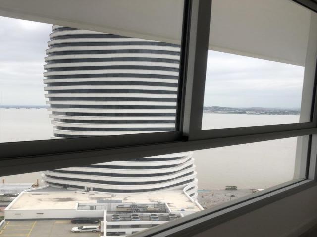 #1037 - DEPARTAMENTOS para Venta en Guayaquil - G