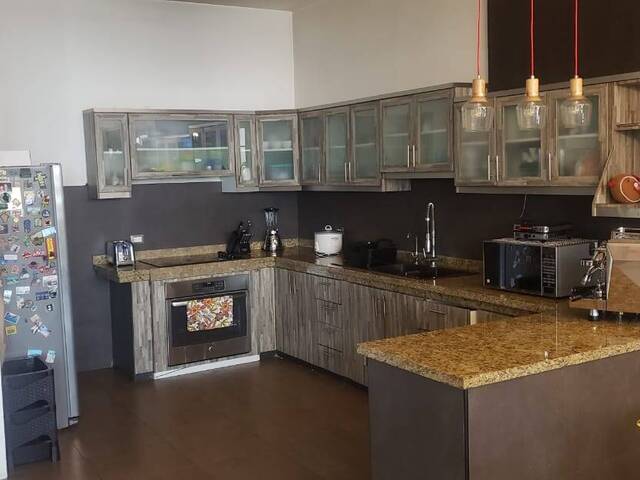 #1219 - DEPARTAMENTOS para Venta en Guayaquil - G