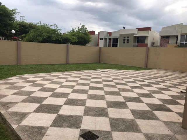 #1242 - CASAS para Venta en Guayaquil - G - 2