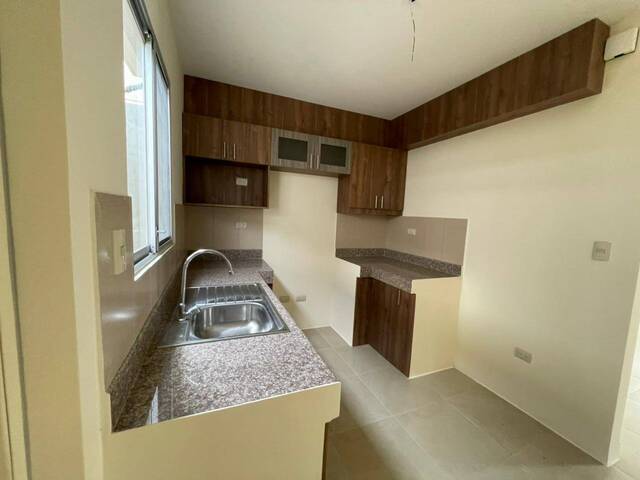 #1255 - CASAS para Venta en Guayaquil - G - 3