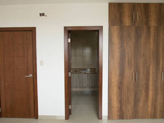 CASAS para Venta en Guayaquil - 5