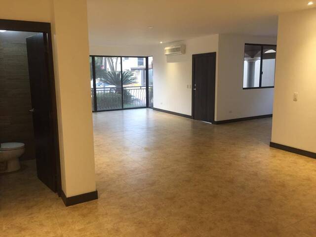 #1285 - DEPARTAMENTOS para Venta en Guayaquil - G