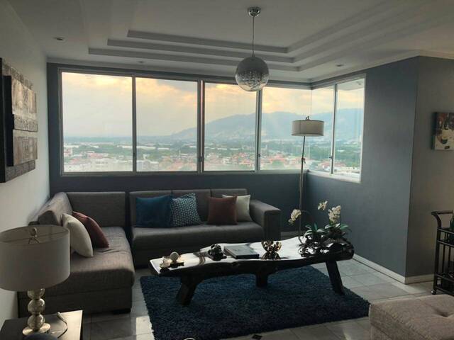 Venta en Via a la Costa - Guayaquil