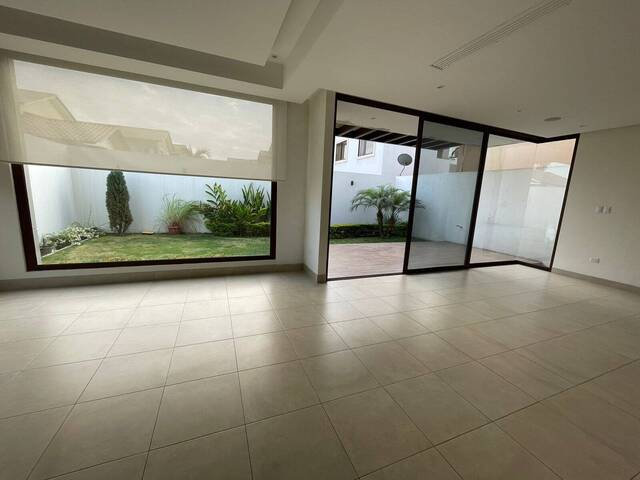 #1328 - CASAS para Venta en Guayaquil - G
