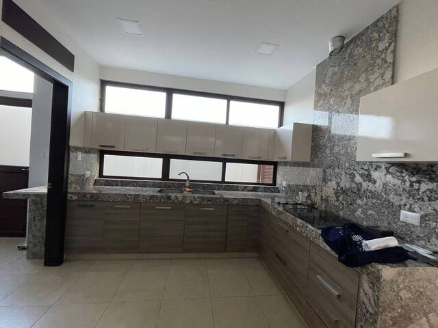 CASAS para Venta en Guayaquil - 5