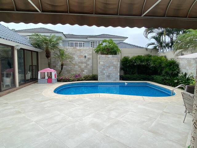 Venta en Via a la Costa - Guayaquil