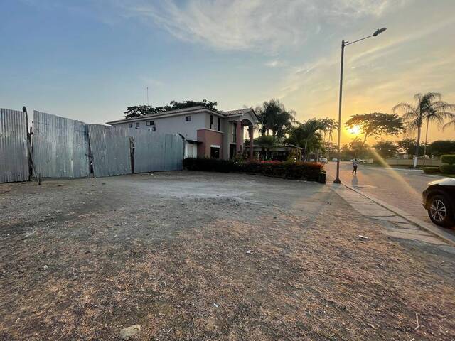 #1395 - TERRENOS para Venta en Guayaquil - G - 2