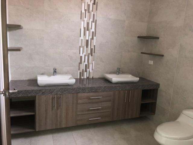 #458 - CASAS para Venta en Guayaquil - G
