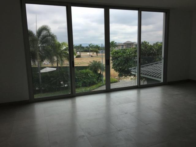 #466 - DEPARTAMENTOS para Venta en Guayaquil - G