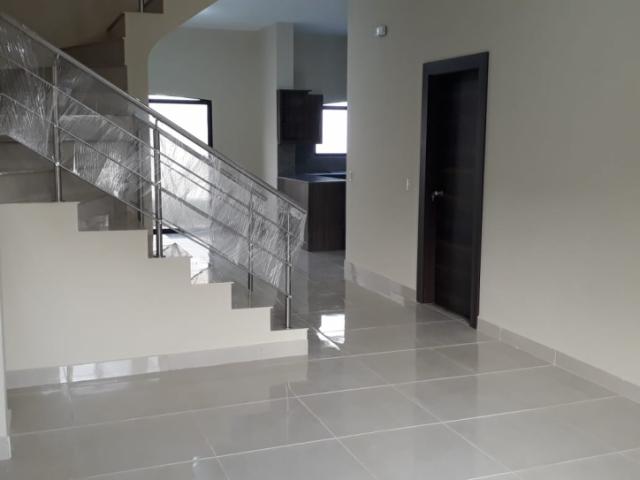 #537 - CASAS para Venta en Guayaquil - G